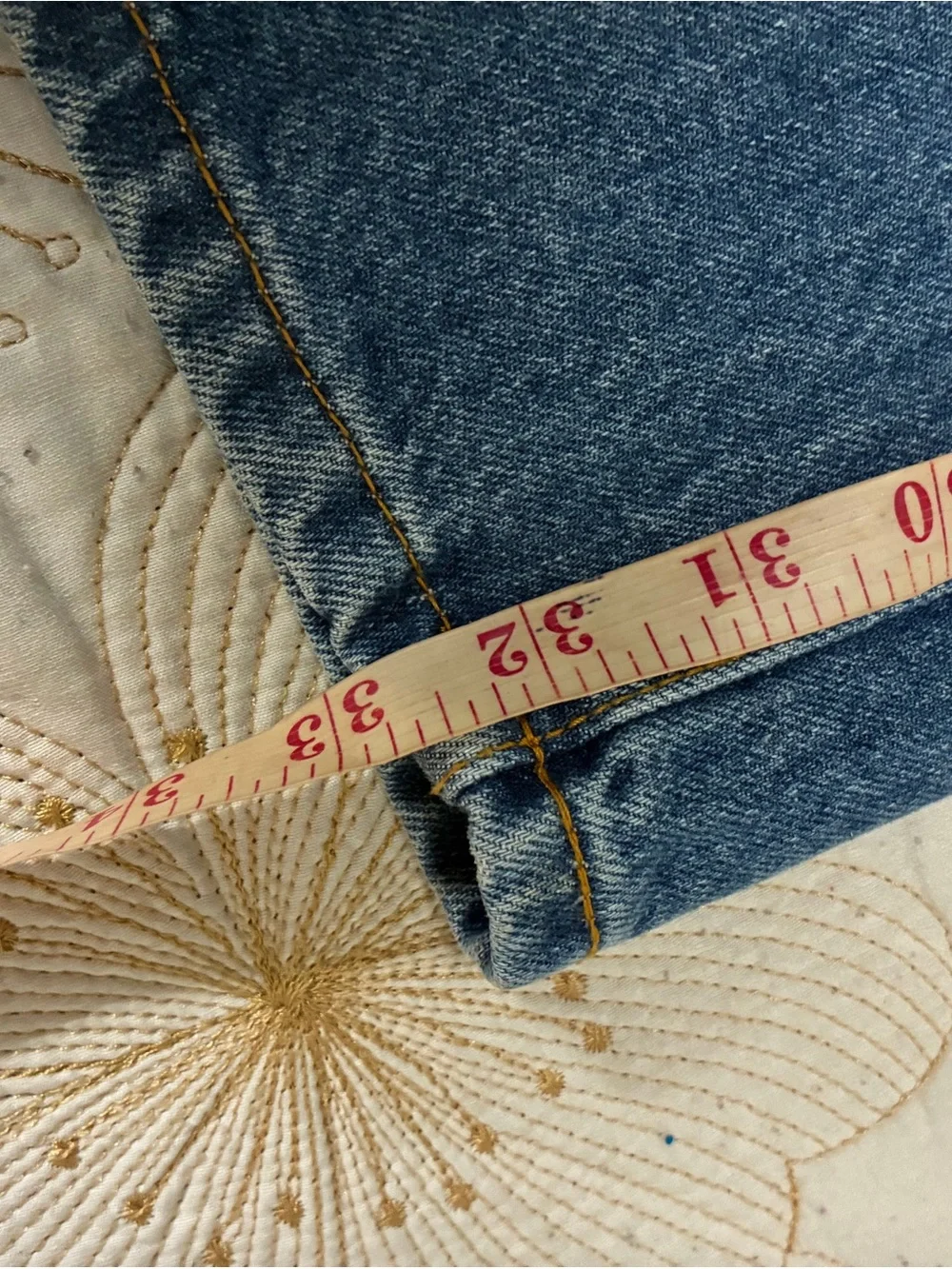 Relaxed Light Blue Men's Jeans with Embroidered Pocket Detail